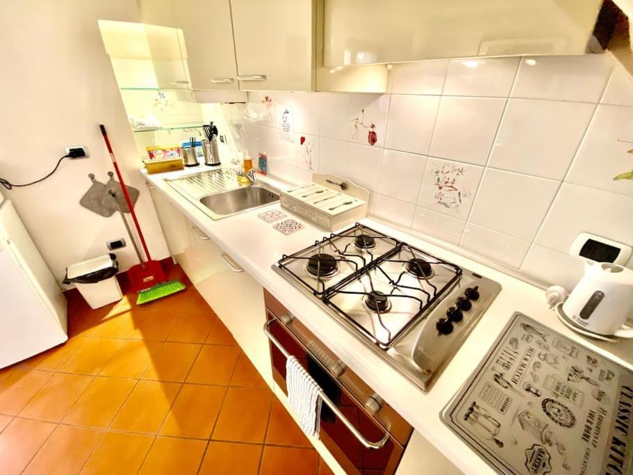 Vacanze Romane Al Portico D'Ottavia Εξωτερικό φωτογραφία